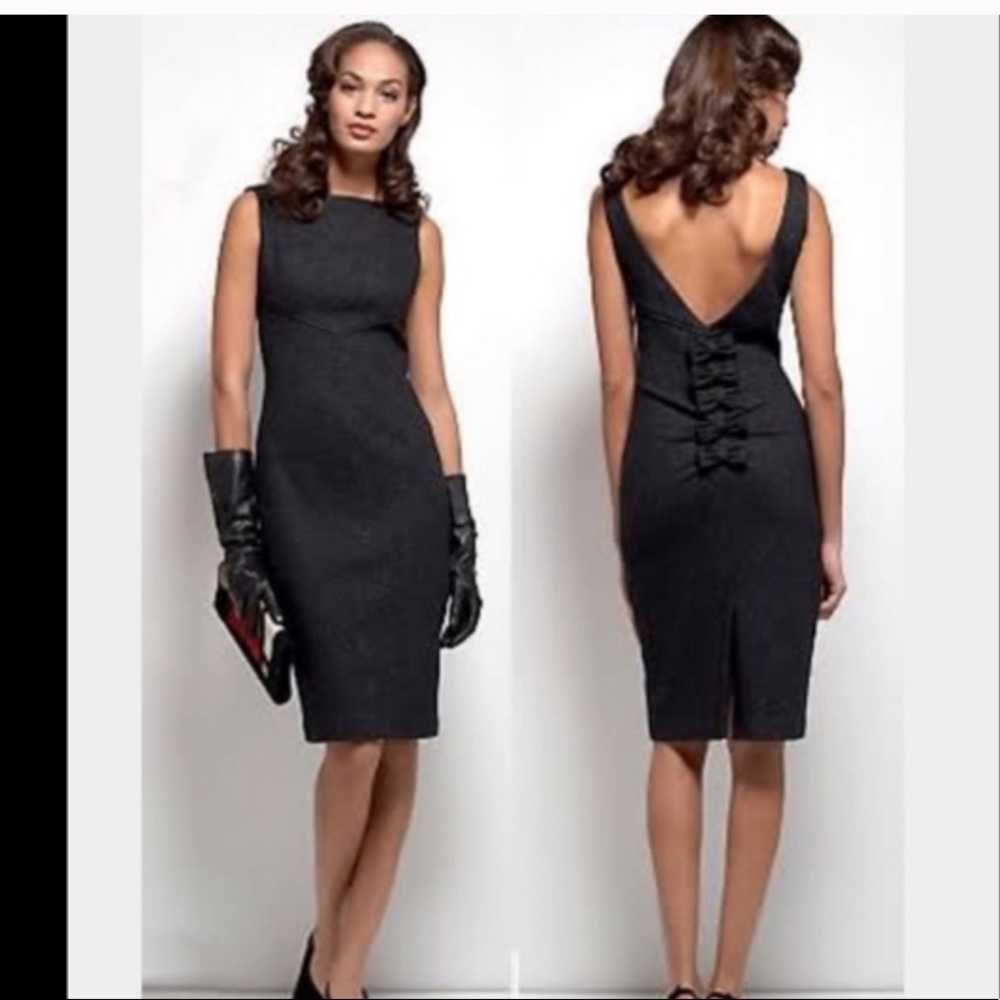 Diane Von Furstenberg tweed mid length dress with bows in the back. Never worn!